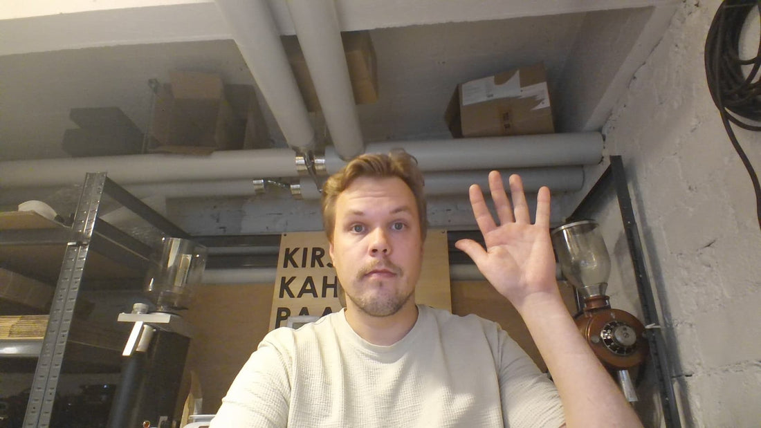 Kirjalan Paahtimon Väinö kahvilan alakerrassa Mikkelissä
