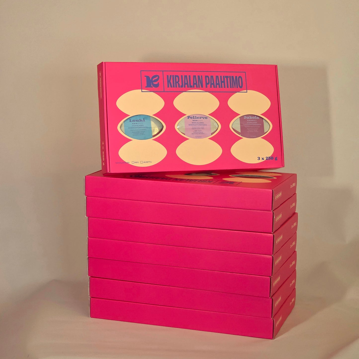 Kirjalan Lahjalaatikko – Valitse 3 Kahvia