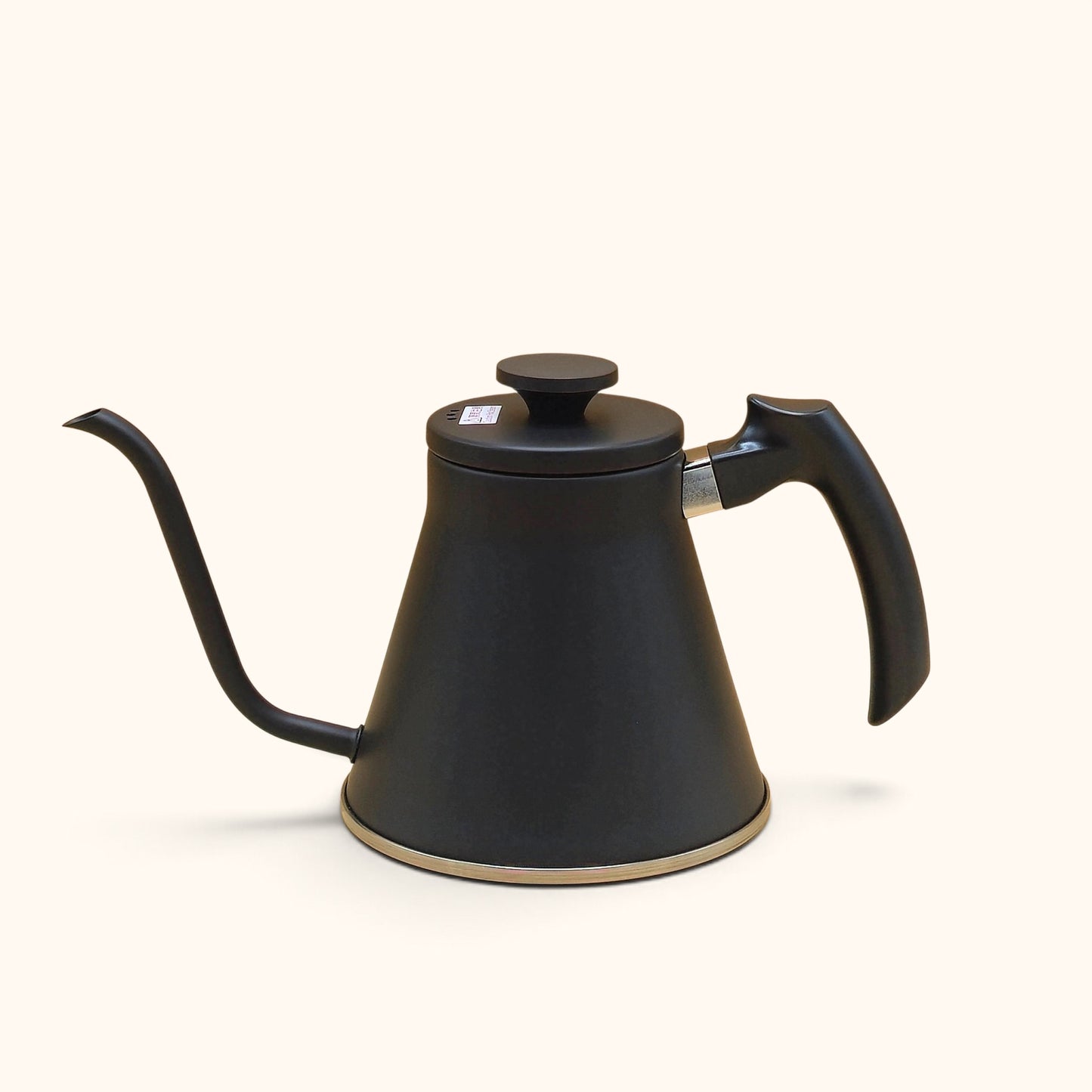 Kirjalan Paahtimo Hario Fit V60 -vedenkeitin mattamustana, 1,2 litran ruostumaton teräskannu joutsenkaulanokalla.